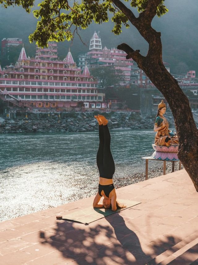 7 Reasons Why Rishikesh is Known as the “Yoga Capital of India”